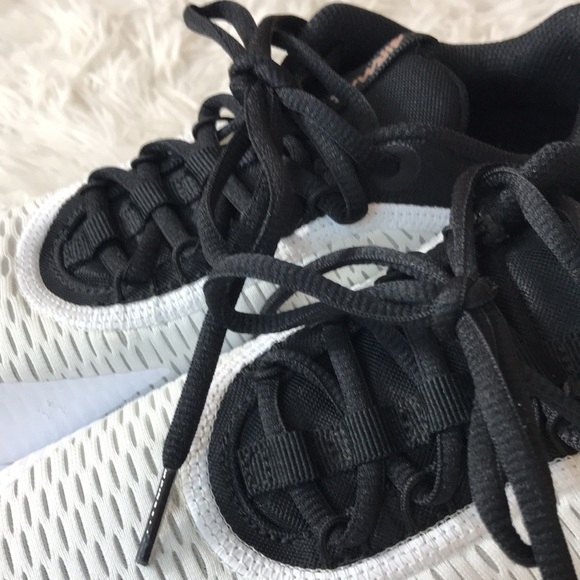 Womens Air Max Advantage 3 ‘White Metallic Red Bronze’ - Picture 11 of 16